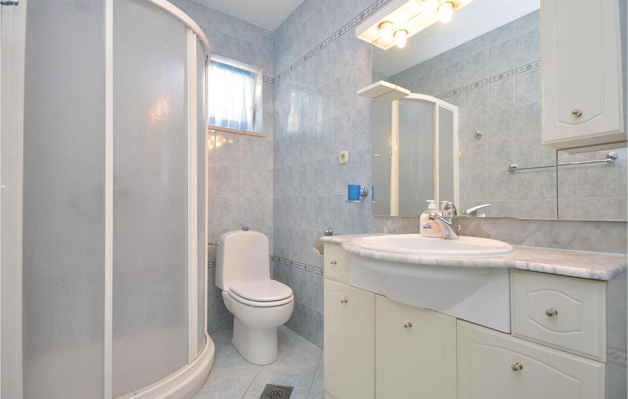 3 Bedroom Awesome Apartment In Pucisca Luaran gambar
